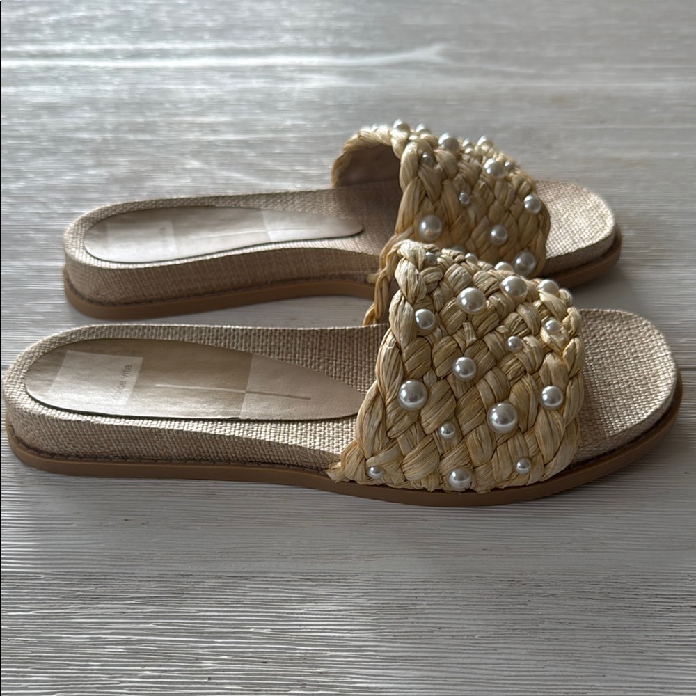 Dolce Vita Grazie Pearl Sandals - Picture 5 of 9